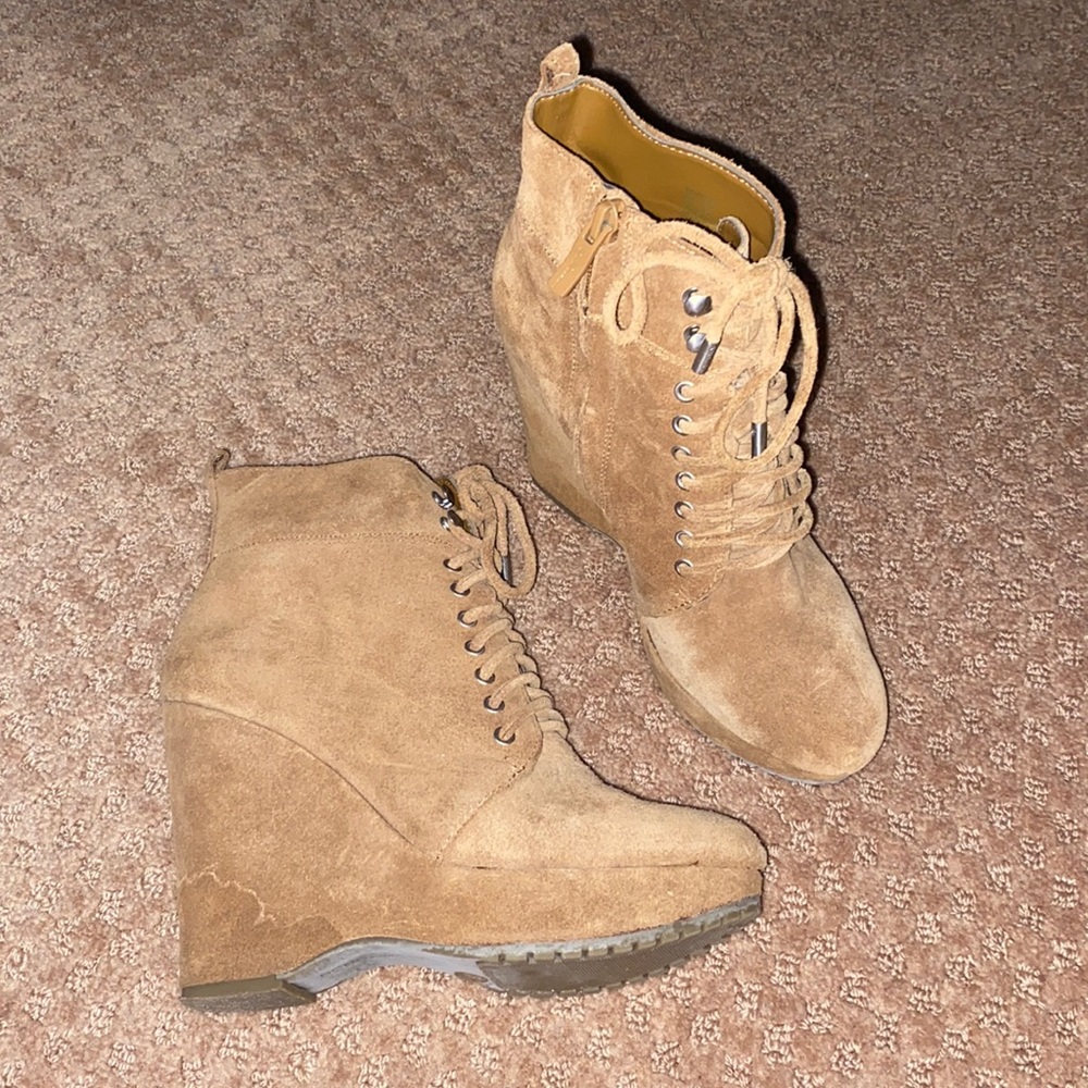Used BCBG platforms